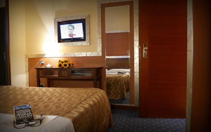 Hotel La Pace - Experience Cassino Eksteriør bilde